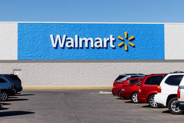 Police: Two shot and killed at Walmart in what is believed to be a murder-suicide