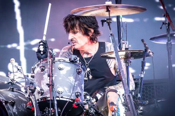 Tommy Lee scores small victory in helicopter sexual assault case