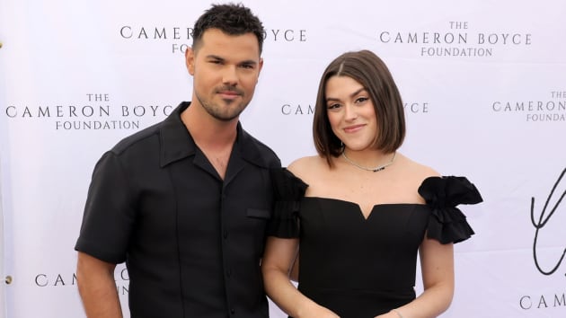 Actor Taylor Lautner, Wife Welcome Daughter Lennon